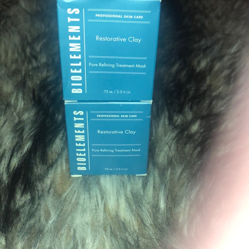 Bioelements restorative clay mask